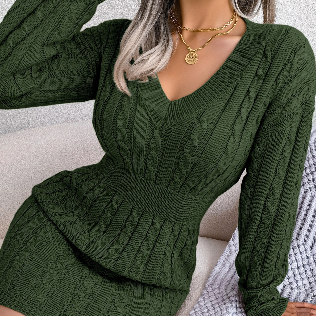 Robe Moulante Torsadée à Taille Cintrée en Laine pour Femme